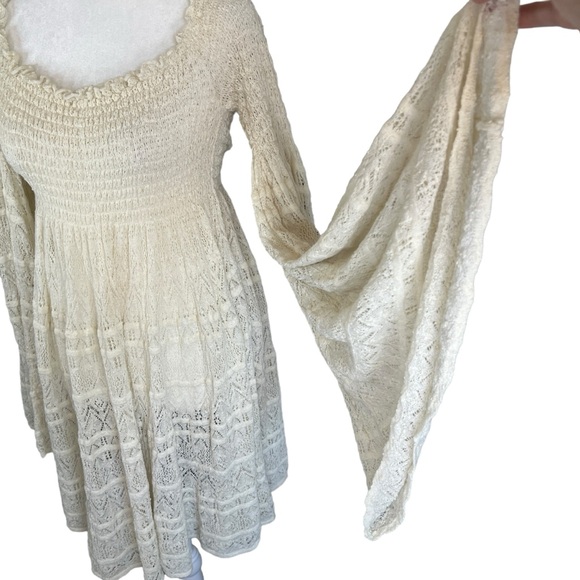 COPY - FREE PEOPLE Cream Crochet Flare Sleeve Off Shoulder Free Flow Top Medium - Picture 2 of 14